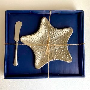 Brand new butter knife & tray